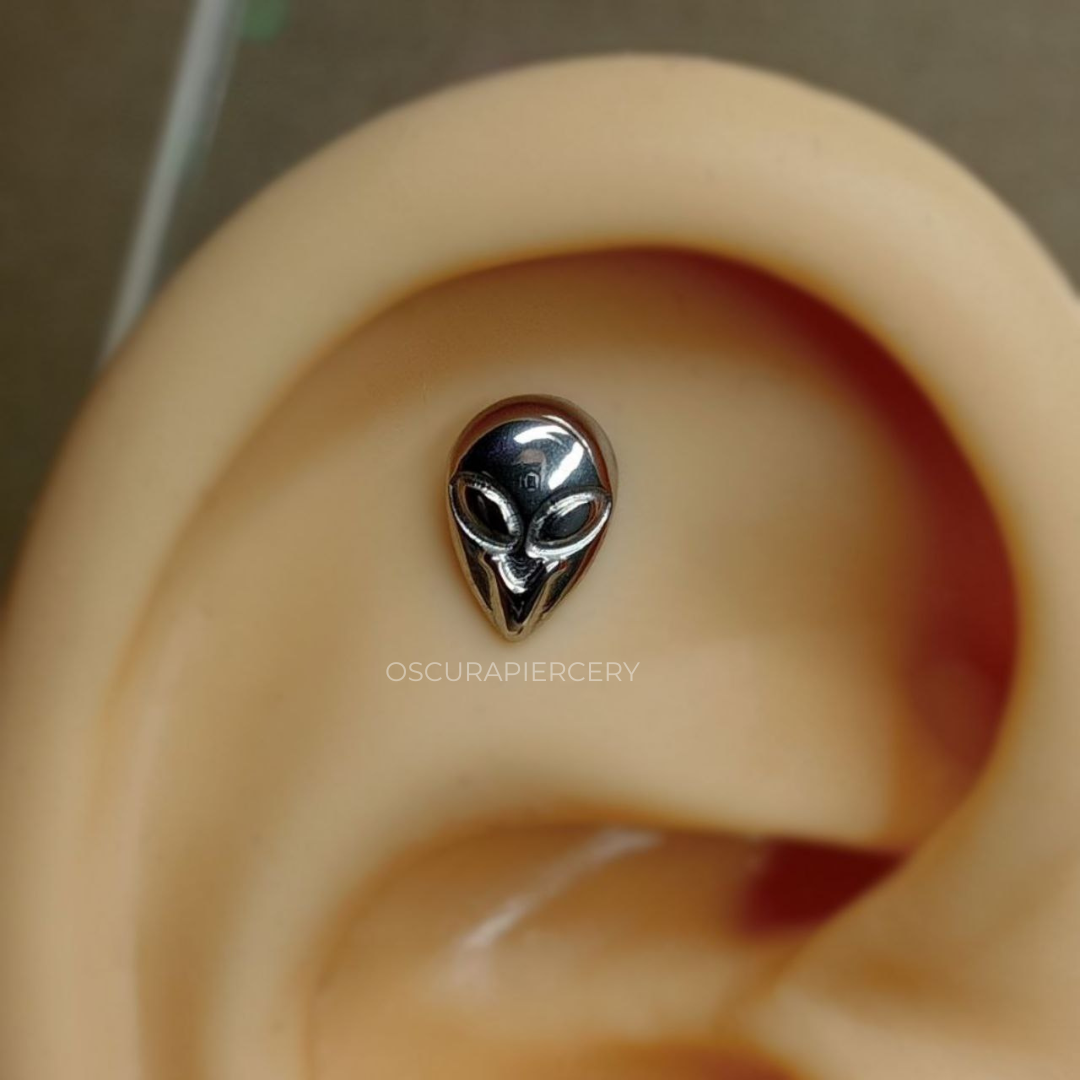 ALIEN | Implant Grade Titanium | Oscura Piercery