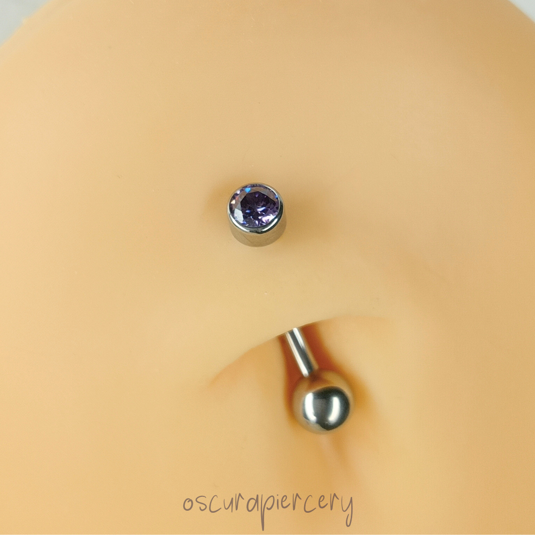 YZA NAVEL CURVE | Implant Grade Titanium | Oscura Piercery | Floating Navel Piercing