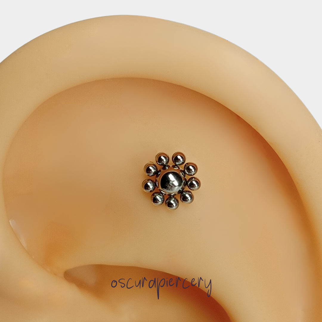 FLOWERBEAD | Implant Grade Titanium | Oscura Piercery