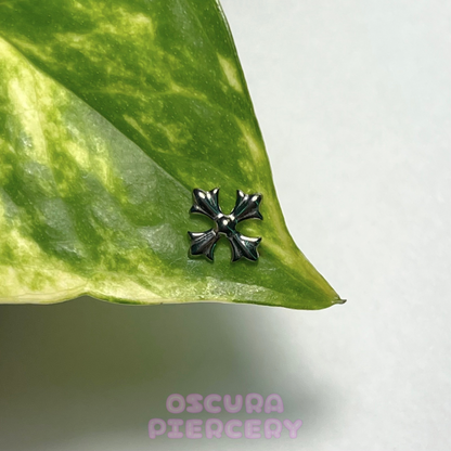 CHROME HEART | Implant Grade Titanium | Oscura Piercery