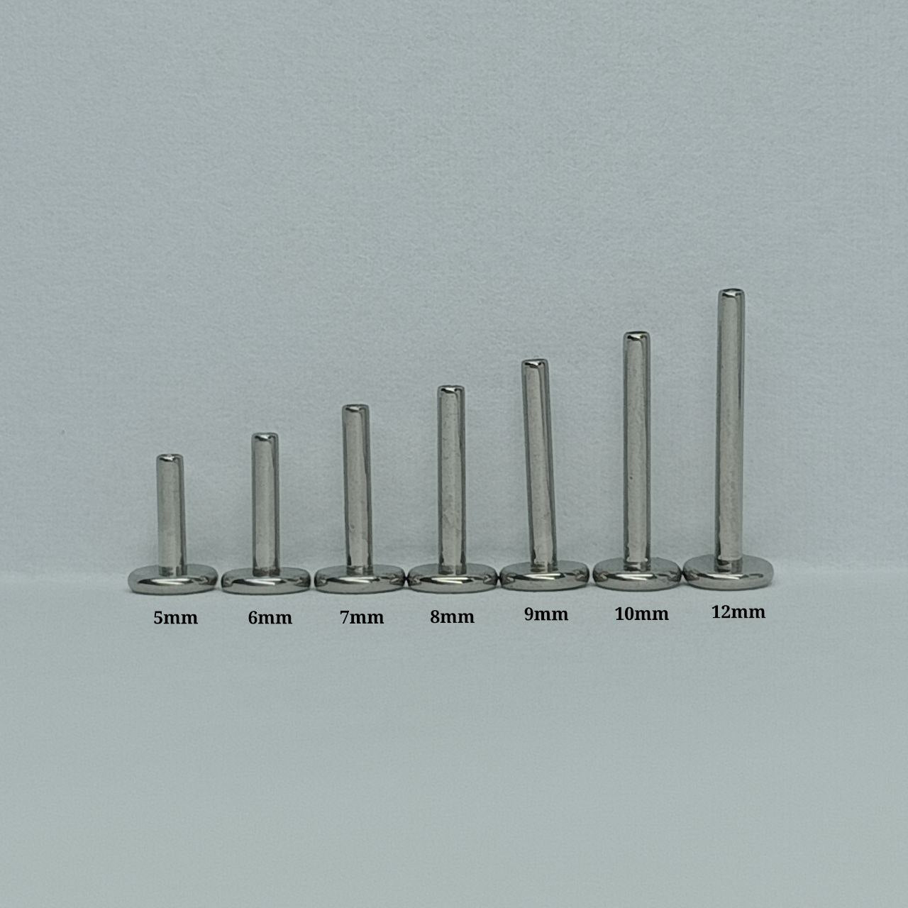 FLATBACK LABRET | CURVED BARBELL 16G | Implant Grade Titanium